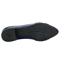 Easy Spirit Low Heels*Caster Dress Shoes